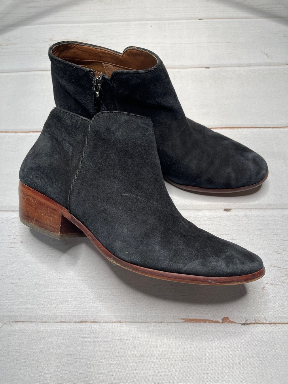 Sam Edelman 10 Booties Black Suede Zip Women’s Shoes Boots Classic